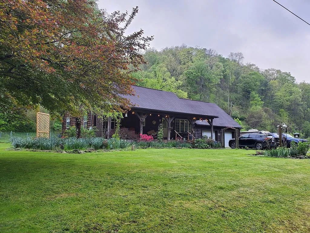 Gorgeous Farmstead on 59 Acres in Reader, West Virginia