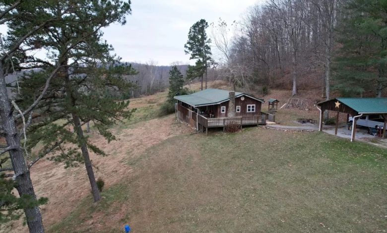 Cozy House With Scenic Views in Bronston, Kentucky