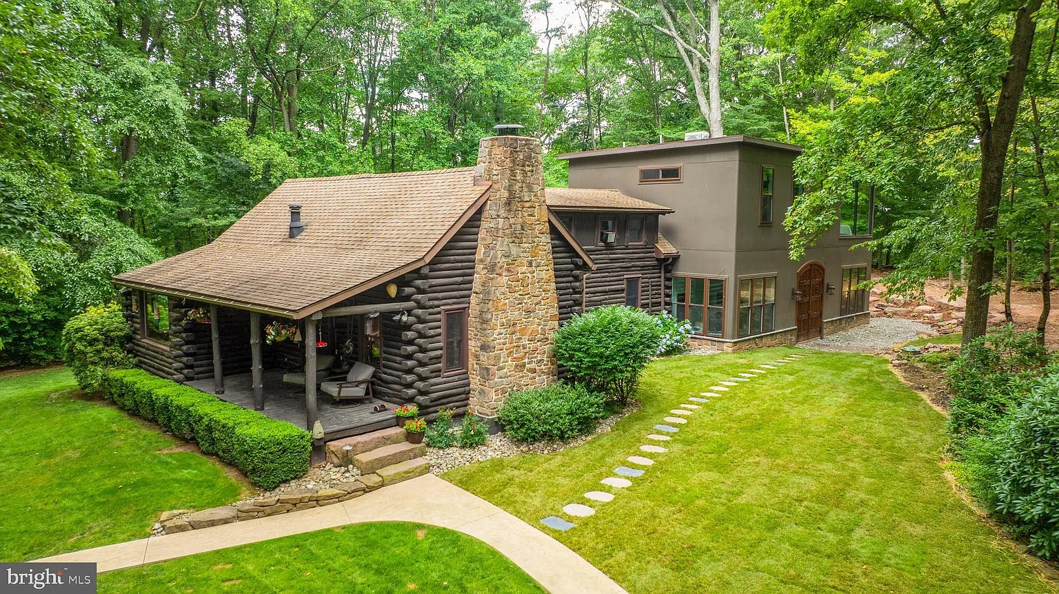 Spacious Log Cabin on 23 Acres in York, Pennsylvania