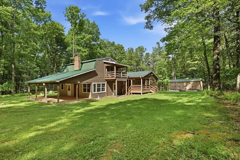 Secluded Pennsylvania Cabin Near National Forest Offers the Ultimate Outdoor Retreat