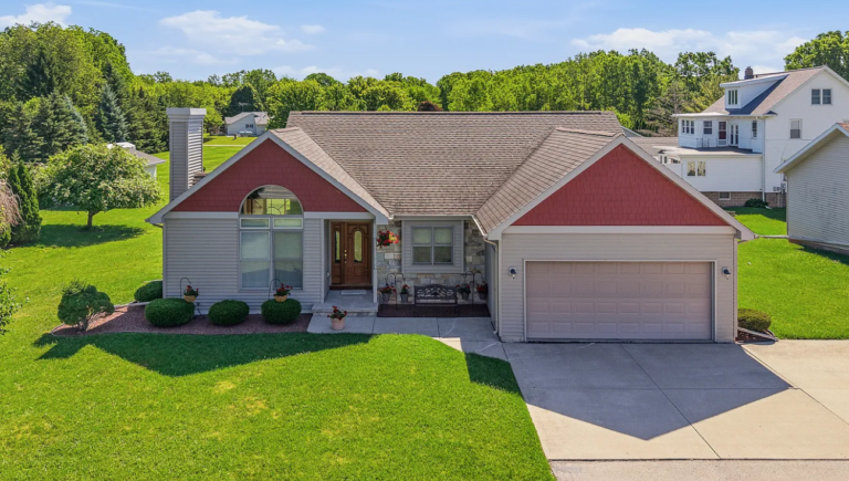 Spacious 4-Bedroom Ranch with Finished Lower Level and Dual Garages Near Fond du Lac, Wisconsin