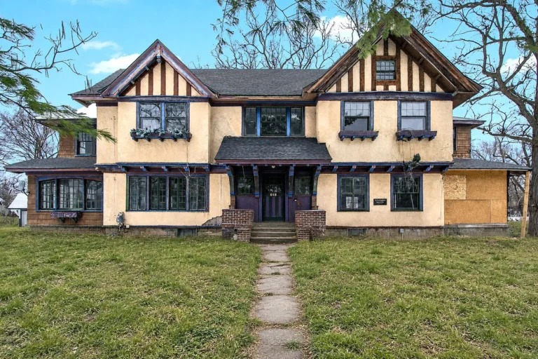 Restoring the Historic Withington Mansion: An 1887 Jackson Landmark Full of Potential Listed for $249,000