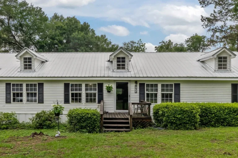 Spacious 4-Bedroom Home on Over Half an Acre in Tallahassee, Florida: A Property Full of Potential Listed for $155,000