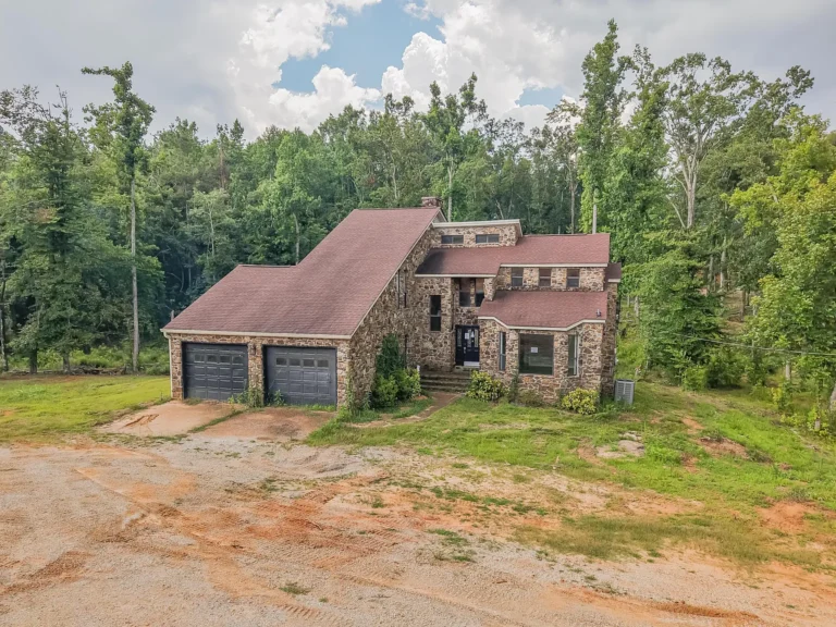 Contemporary Home on 2.48 Wooded Acres Offers Renovation Potential Near Corinth, Mississippi