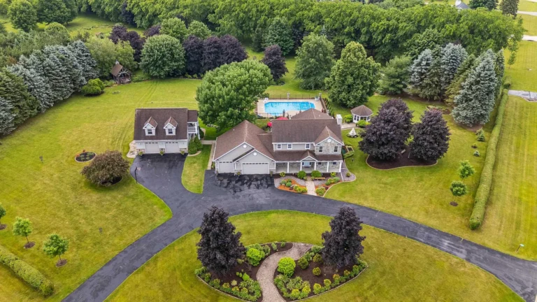 Luxury Estate with Saltwater Pool, Guest Apartment, and Scenic Privacy in Fond du Lac, Wisconsin