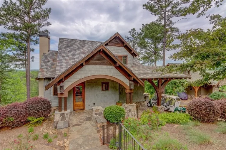 Luxury Lake and Mountain Getaway at The Cliffs at Keowee Springs Listed for $269,500