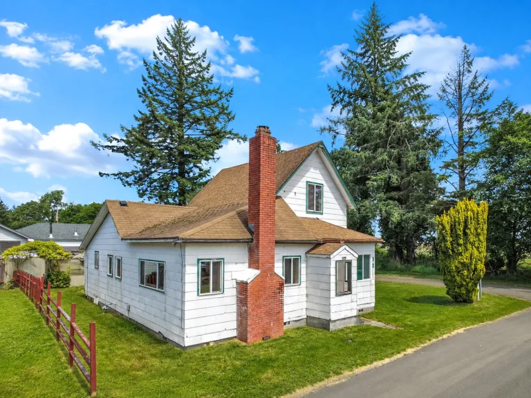 Classic Oregon Coast Cottage with Endless Potential Near Beaches and Marina Listed for $250,000