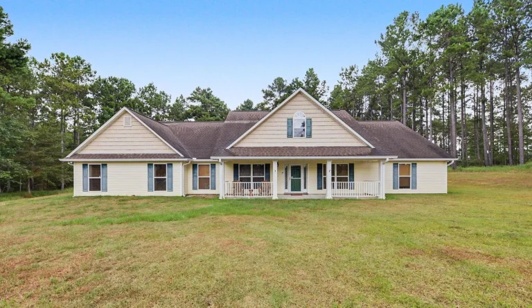 Spacious 5-Bedroom Country Home on 3.9 Acres Offers Privacy and Room to Grow for $275,000