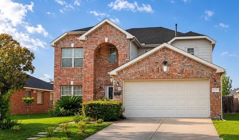 Spacious 5-Bedroom Houston Home Offers Flexible Living for $270,000