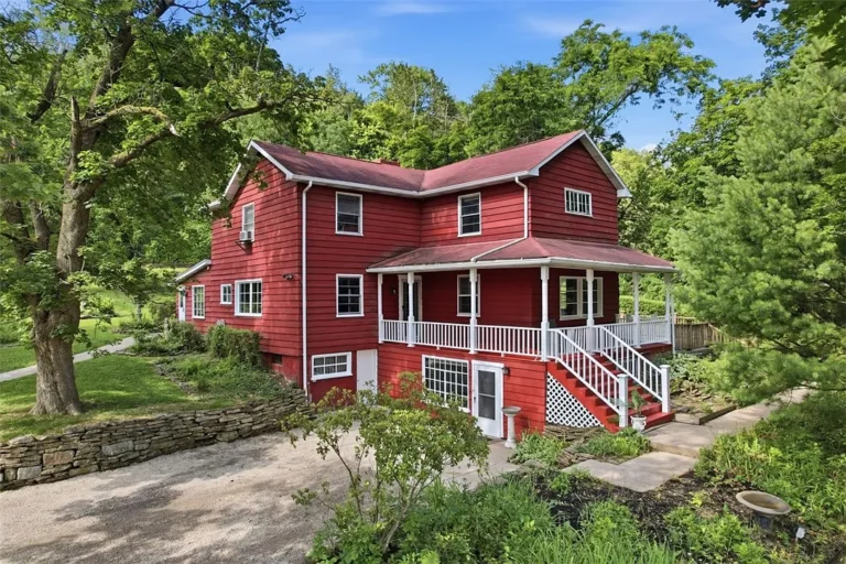 A Charming 1910 Pennsylvania Farmhouse With Incredible Potential Listed for $300,000