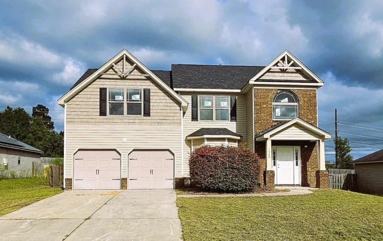 A Spacious 5-Bedroom South Carolina Home Mid-Renovation With Room to Finish Listed $234,000